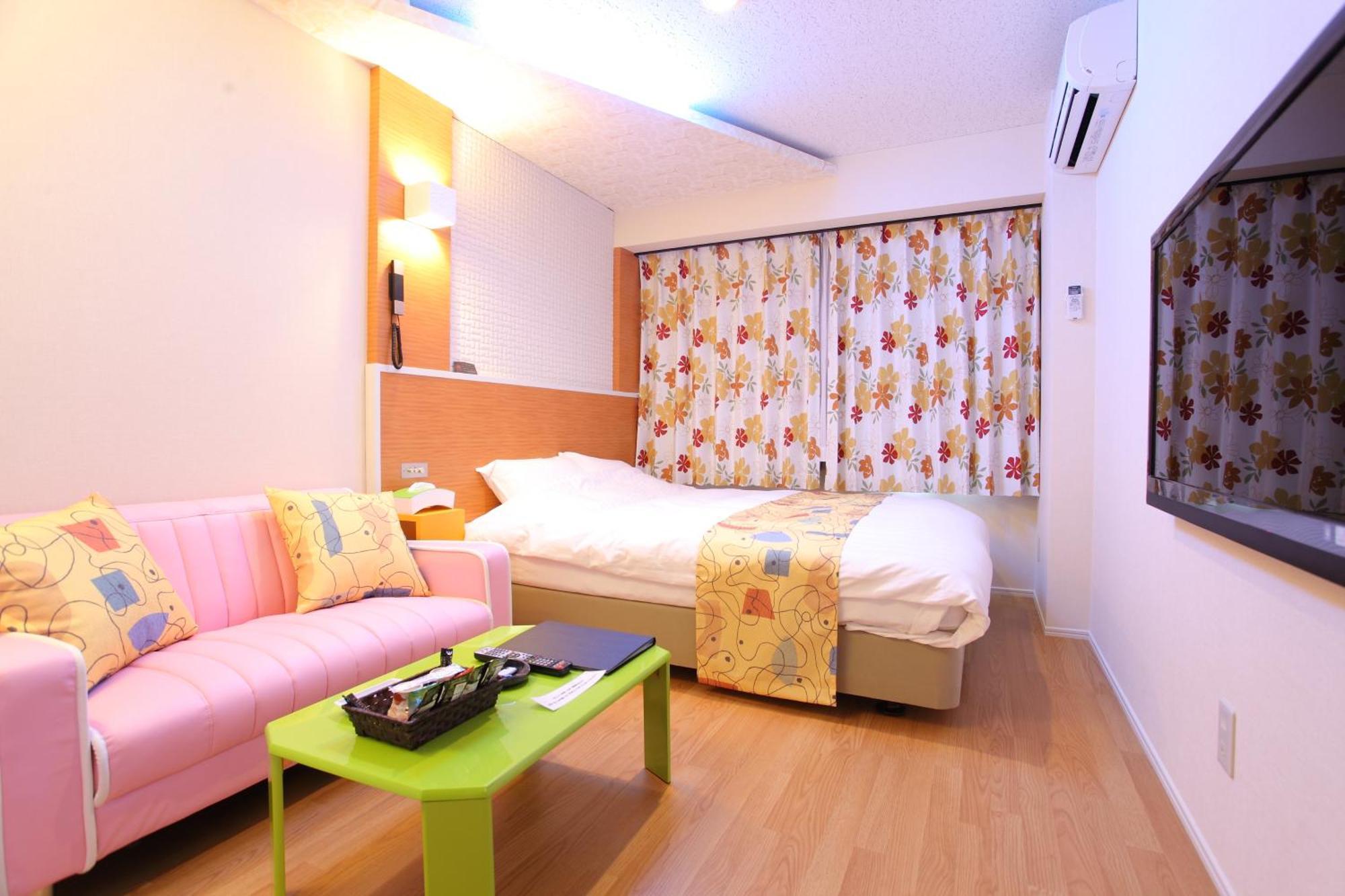Town Hotel 41 Канандзава Экстерьер фото