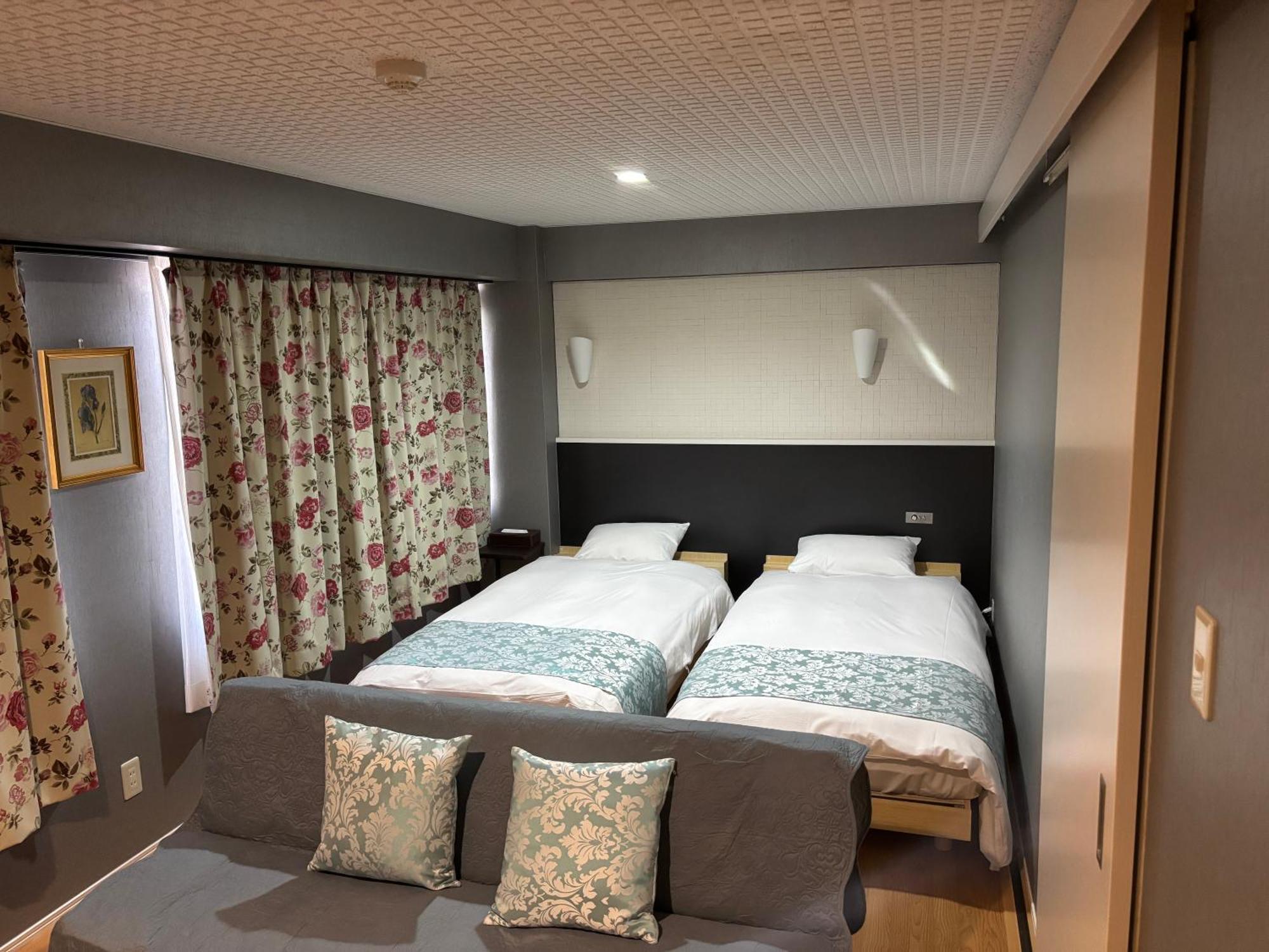 Town Hotel 41 Канандзава Экстерьер фото
